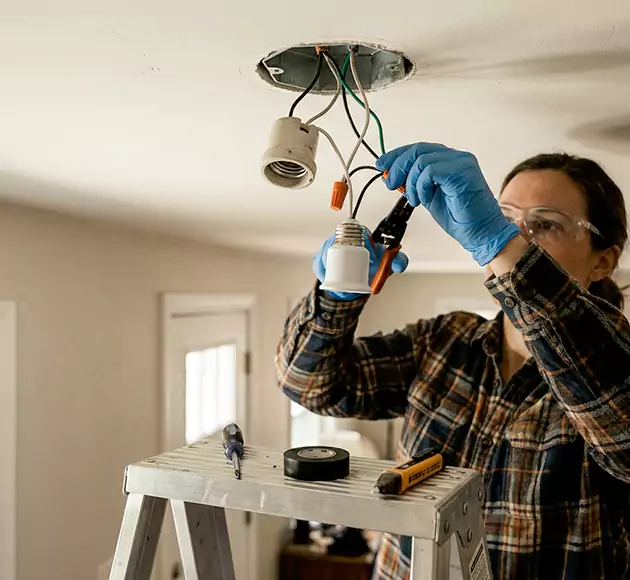 Professional Light Socket Replacement: Your Local Fixture Repair Team in Delaware, OH